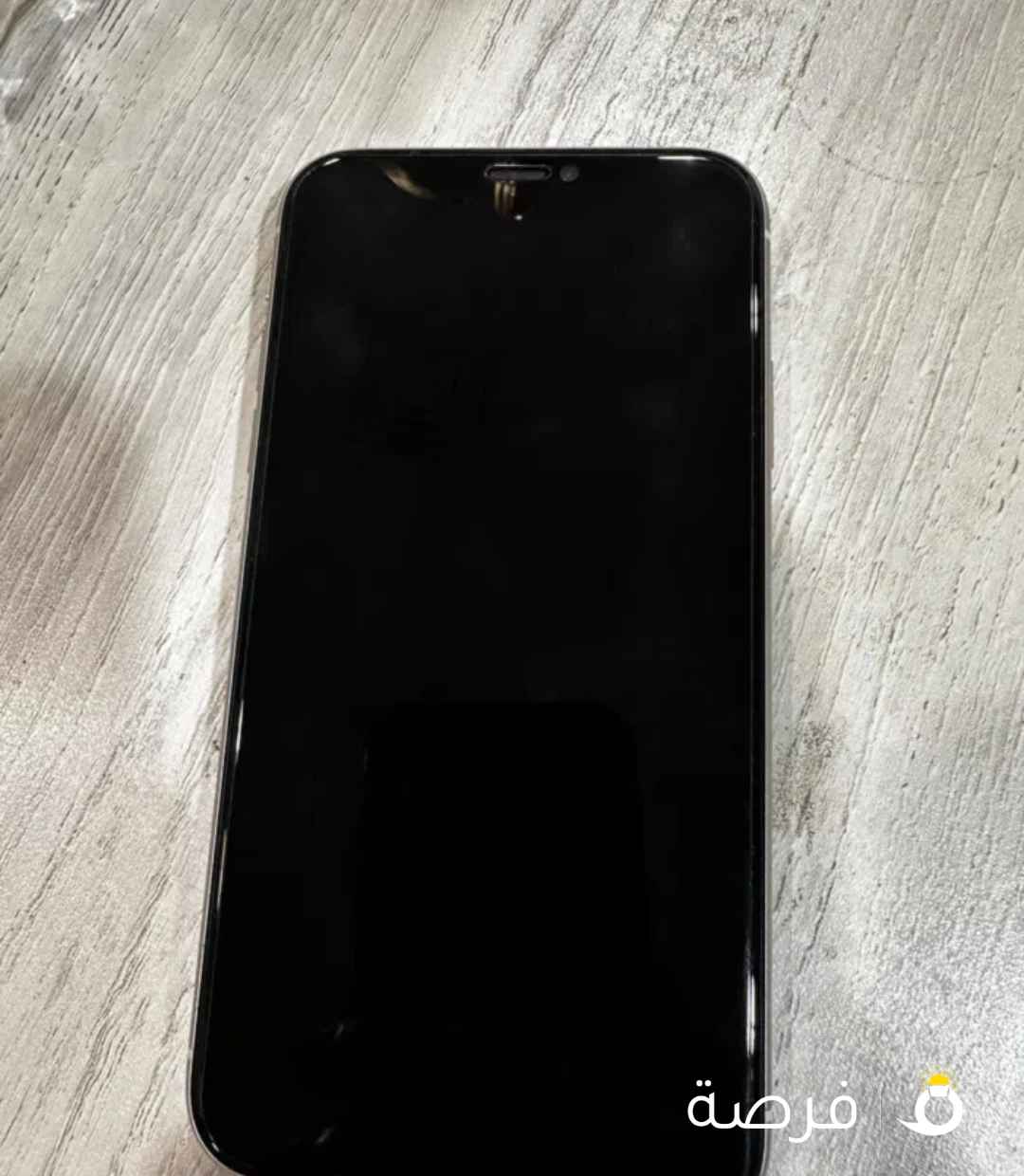 ايفون ⁦⁦11⁩⁩ نظيف جدا بطاريه ⁦⁦82⁩⁩%