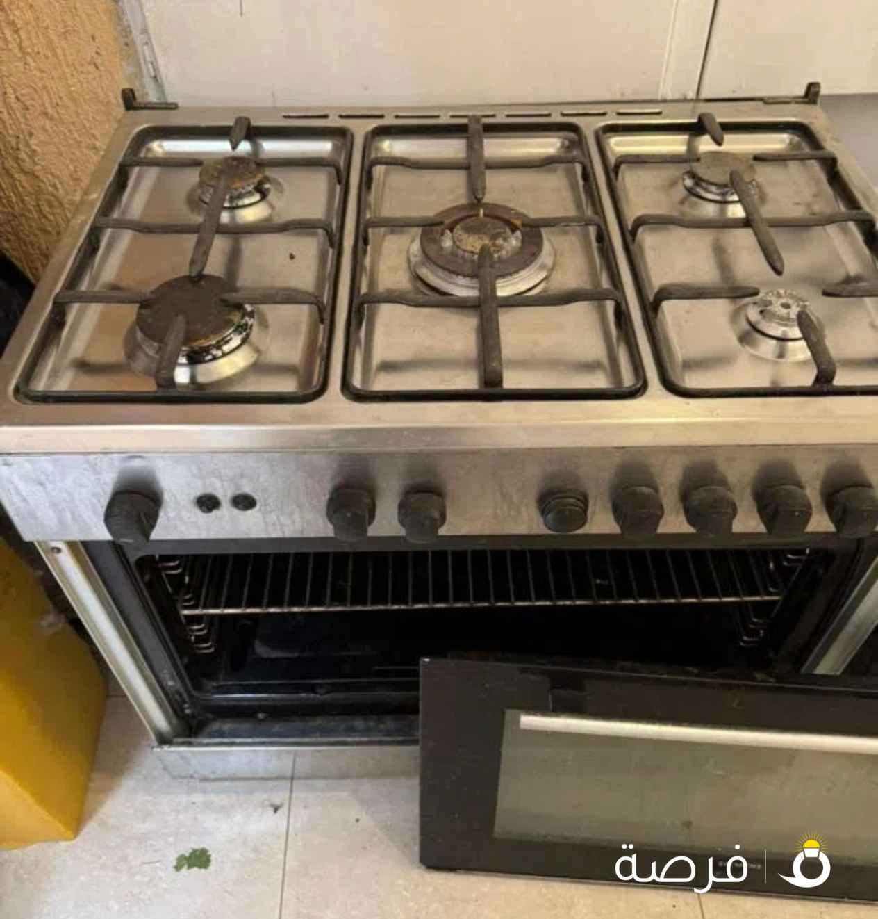 فرن طبخ نظيف