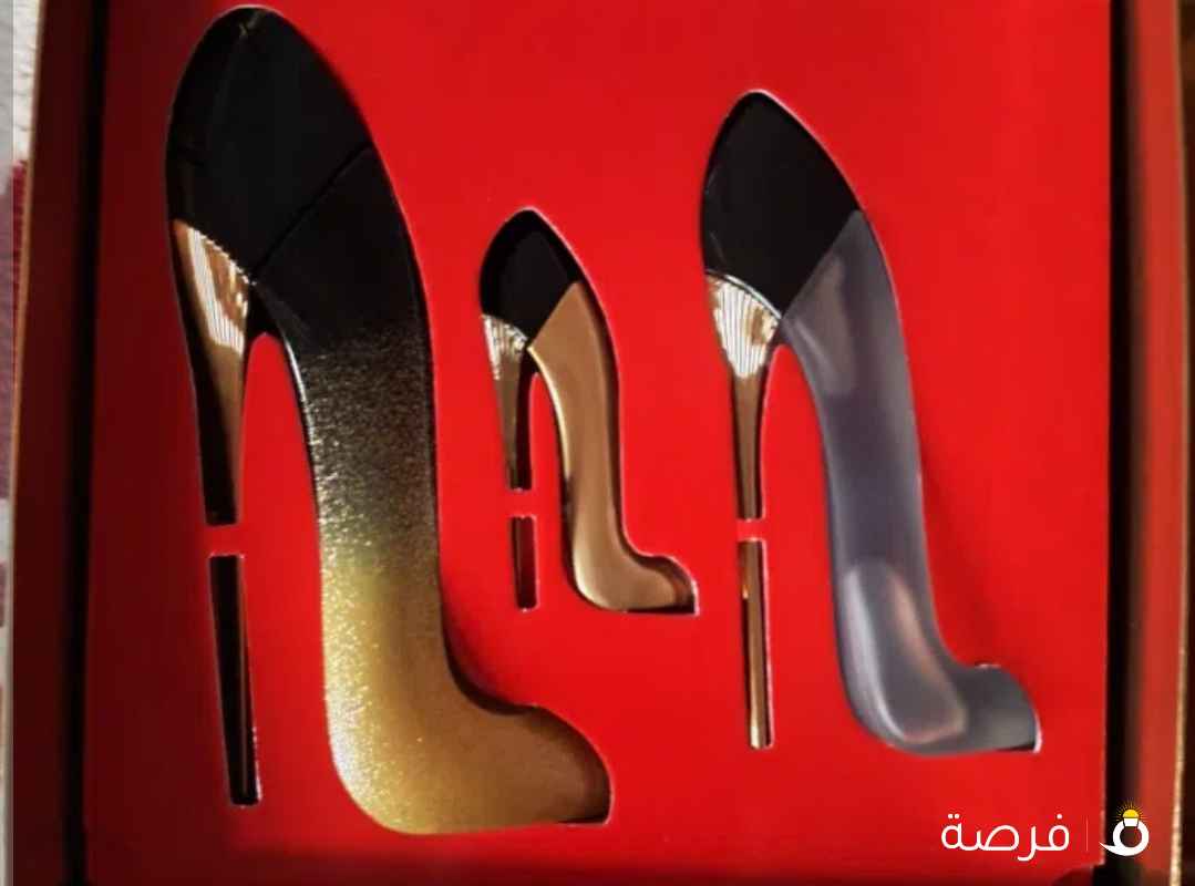 Perfume set of CH (carolina hererara) midnight.