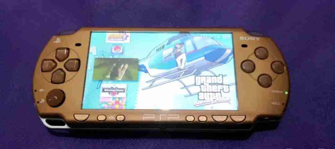 psp 2000 slim with 40 game free 18kd