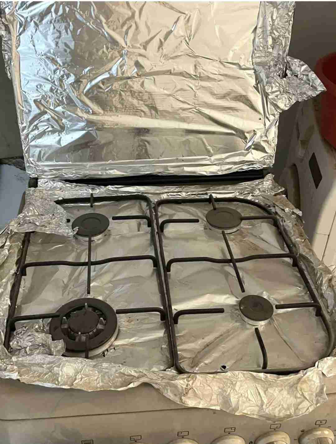 للبيع طباخ تركي 4 عيون