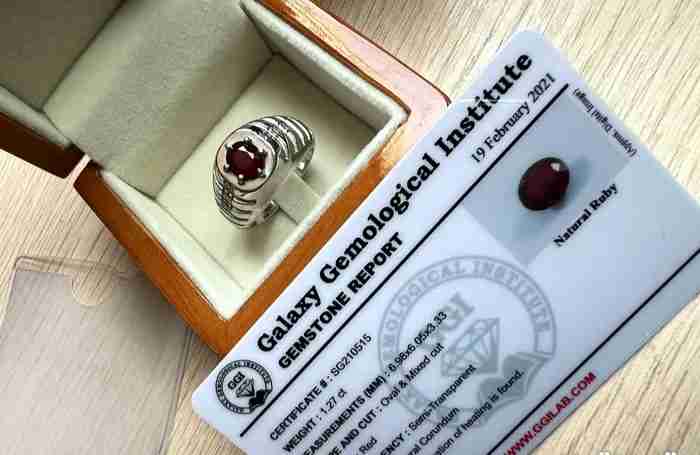 Ruby & Diamond Ring ياقوت و الماس خاتم