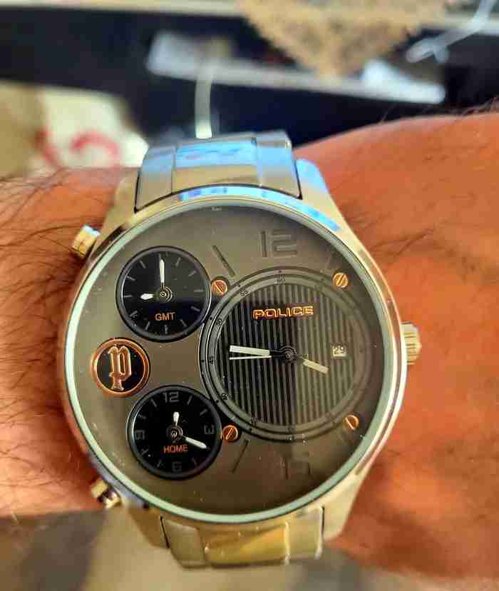 للبيع ساعه Police limited edition