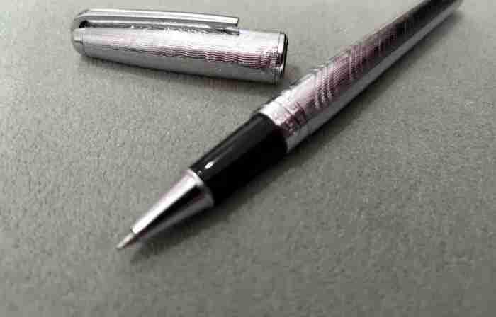 S T DUPONT PEN قلم أس تي ديبونت