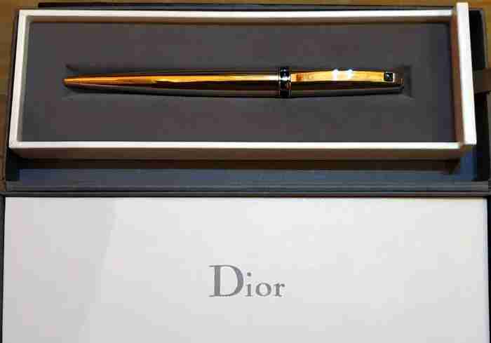 قلم Dior أصلي