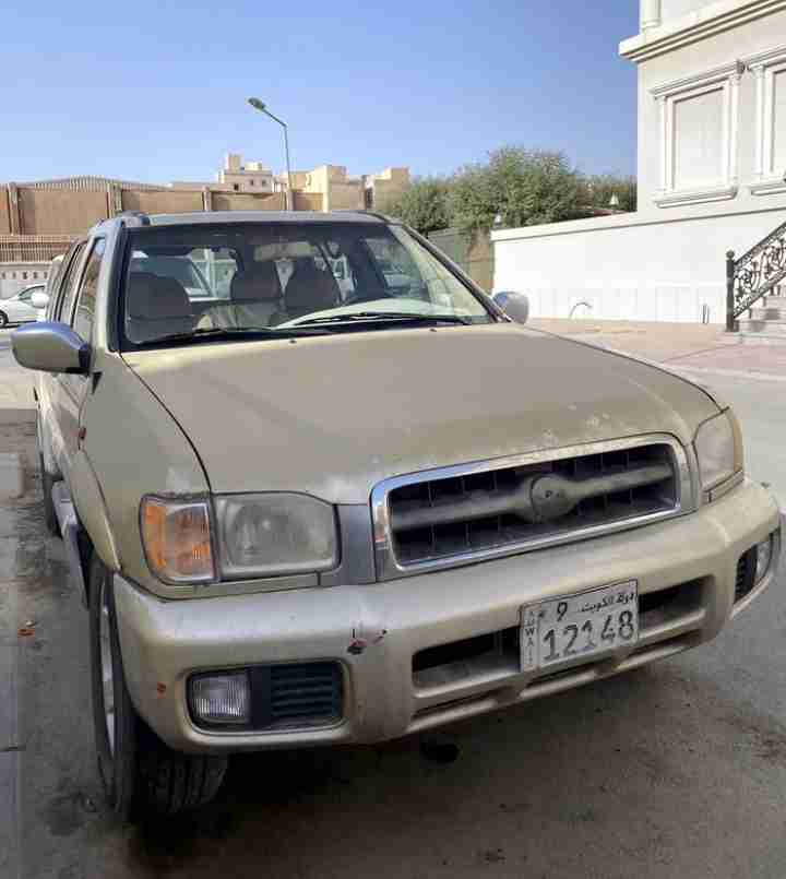 للبيع باثفيندر 2002