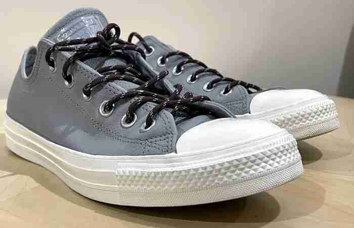 Converse كونفرس رجالي مقاس 41.5 اصلي origina