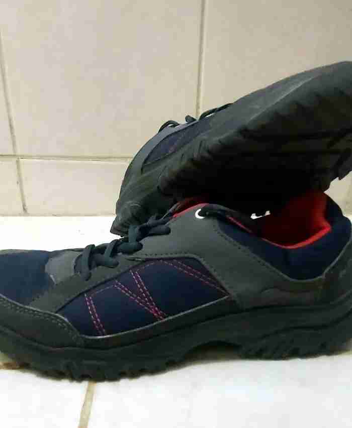 Boys shoes 12-13yrs perfect condition حذاء اولاد 12-13سنة حالة ممتازه