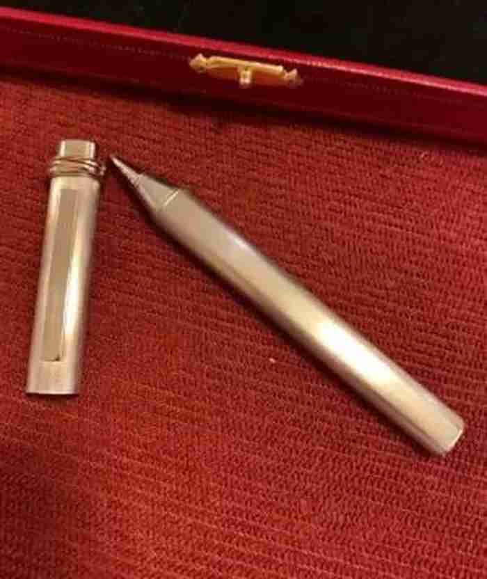 قلم كارتير فاندوم بحاله ممتازه كالجديد