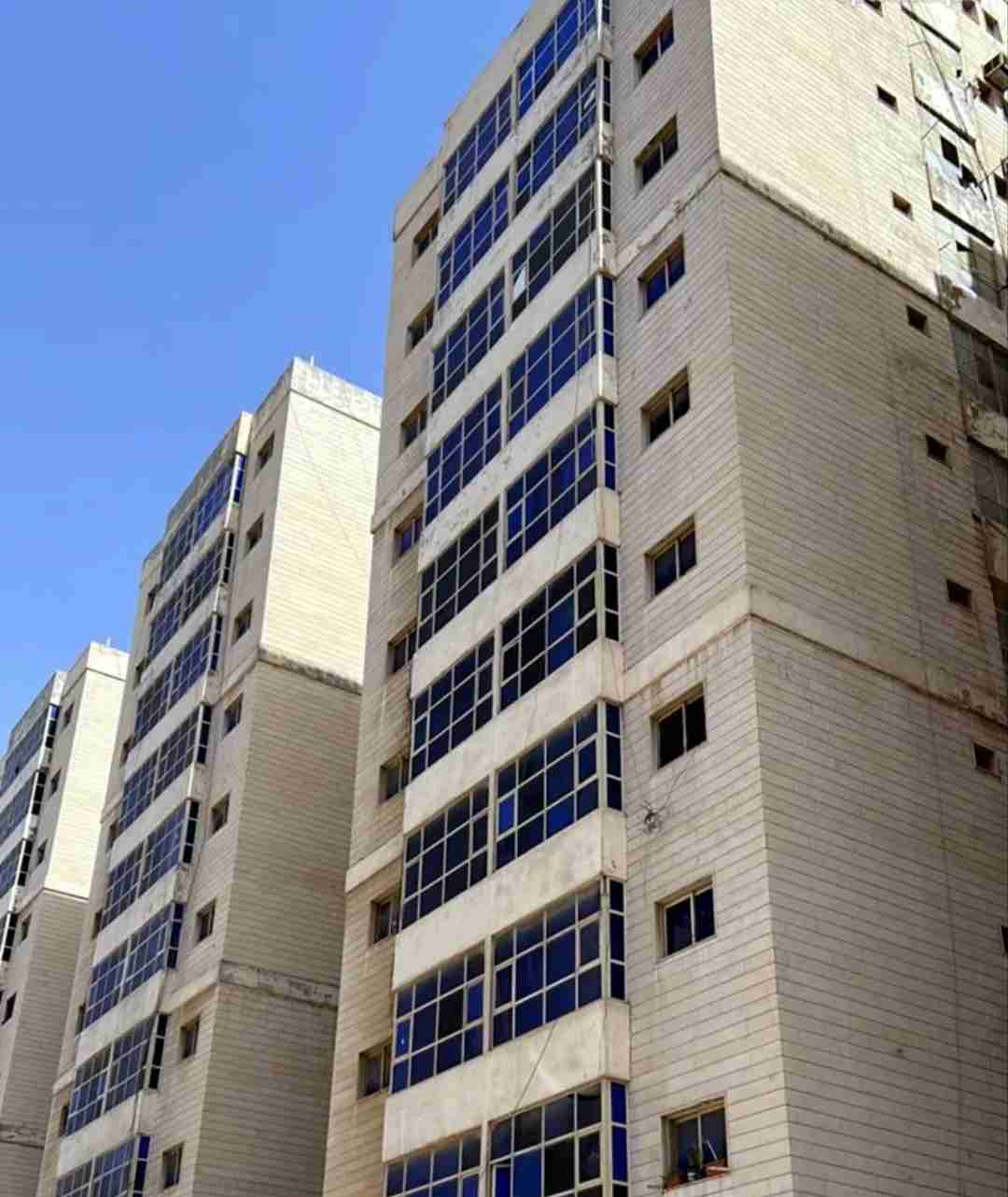 شقة للايجار الفروانية غرفتين وصالة