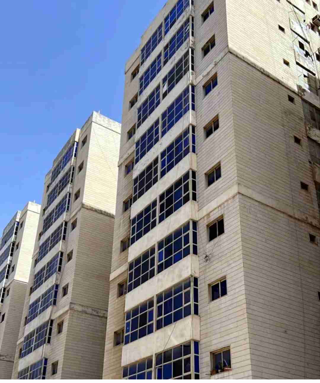 شقة للايجار الفروانية غرفتين وصالة