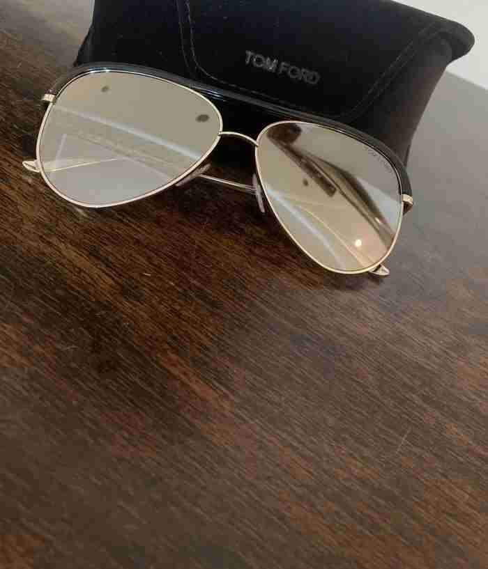 نظاره شمسيه الماركه tom ford