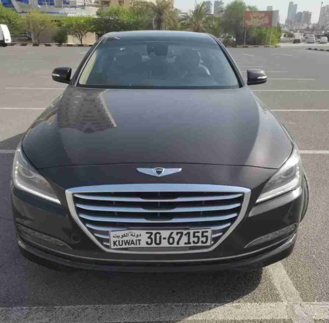 هيونداي جينيسيس موديل 2016 عداد 160 الف كامله المواصفات شرط الفحص جير ماكينه شاصي