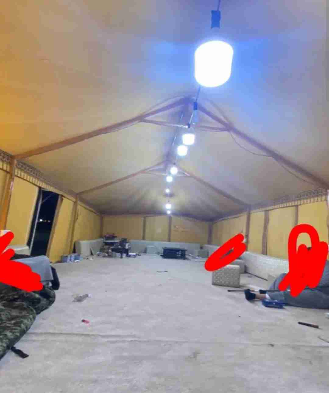 خيمه باكستاني 10/5 ثلاث طبقات شريتها جديده صار له شهرين عندي