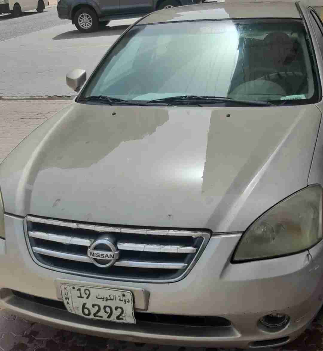 نيسان التيما موديل 2005