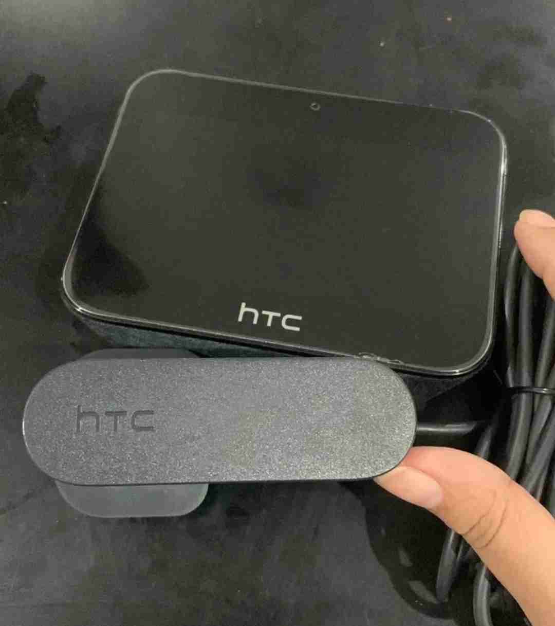 htc 5G hub راوتر اتش تي سي 5 جي