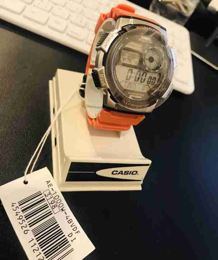 CASIO WATCH ORIGINAL WITH WARRANTY