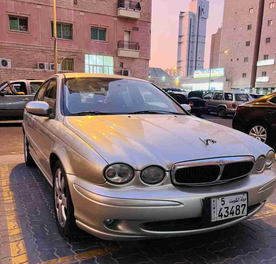 Jaguar X-Type