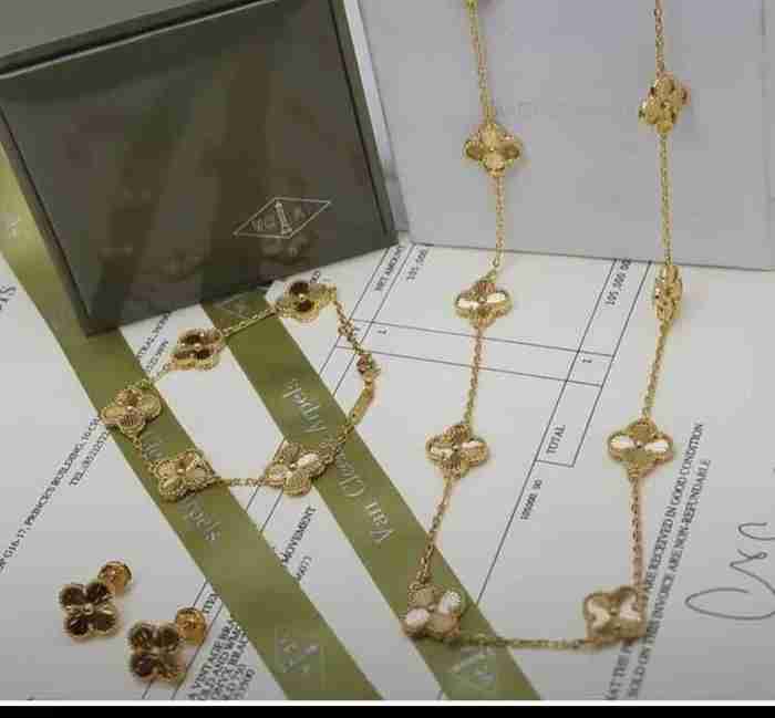 مجموعه اكسسوارات نسائيه