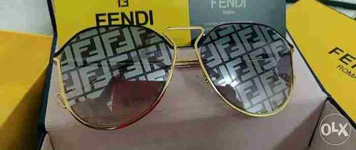 used sunglass Fendi Roma Authenticity Certification card