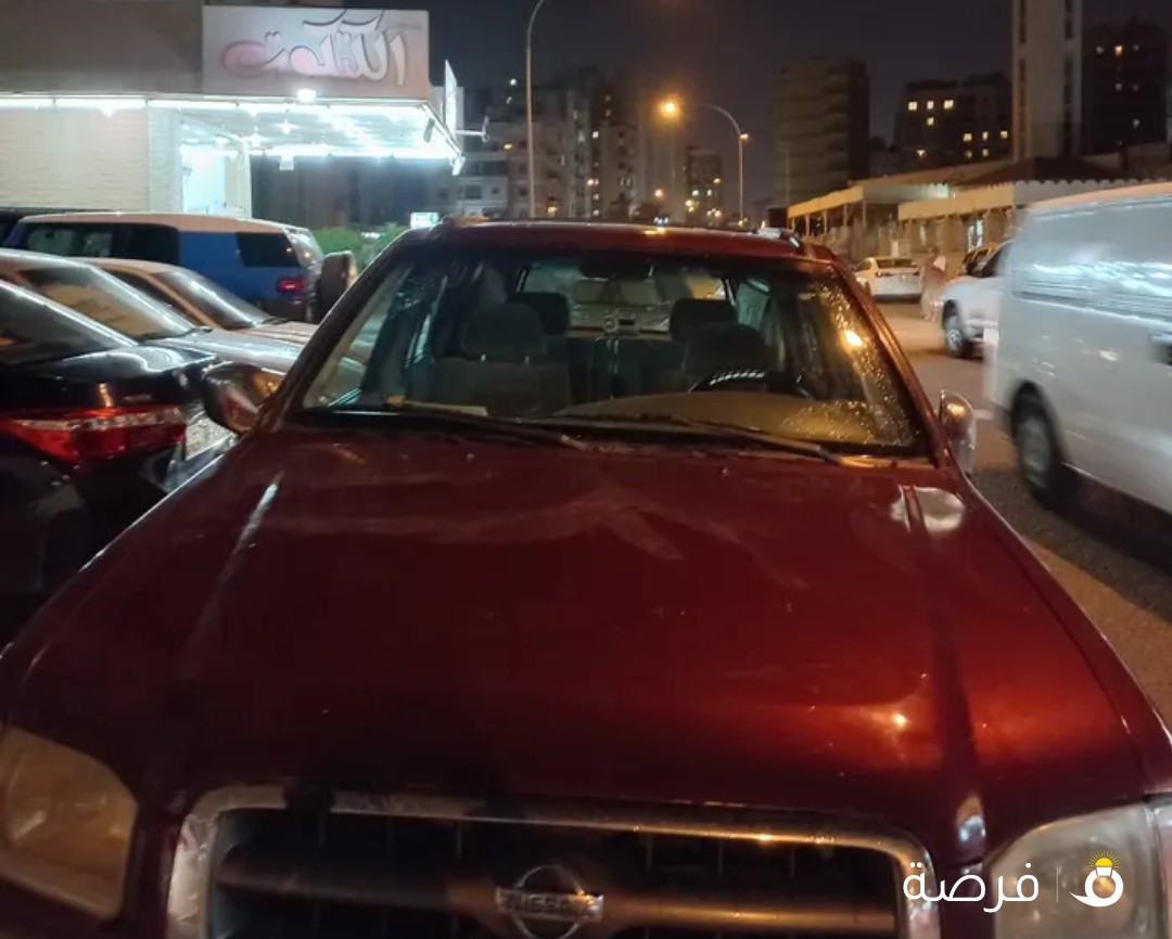 نيسان باثفندر 2001