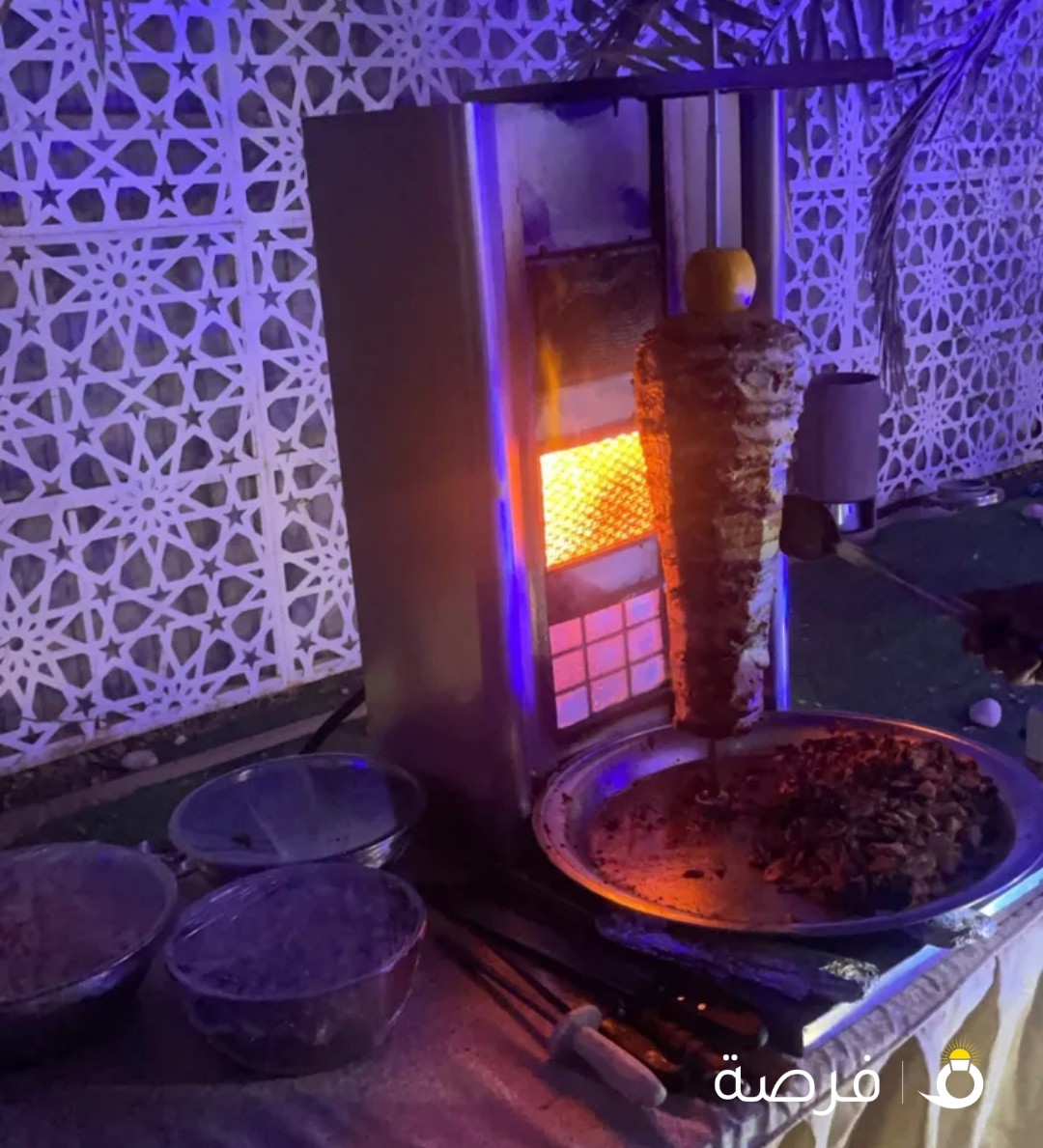 مطعم خدمة باربيكيو سبيشل لذيذ
