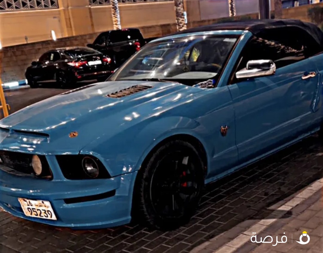 فورد موستق