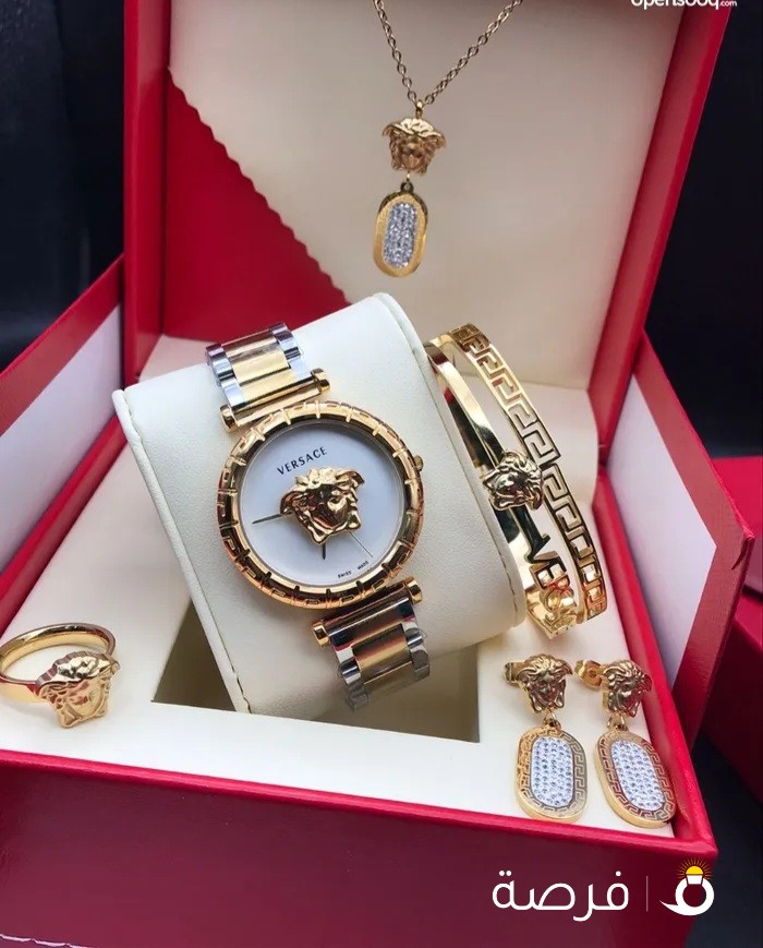 ساعة ماركة نسائية اطقم مع علب سلسال سوارة خاتم
